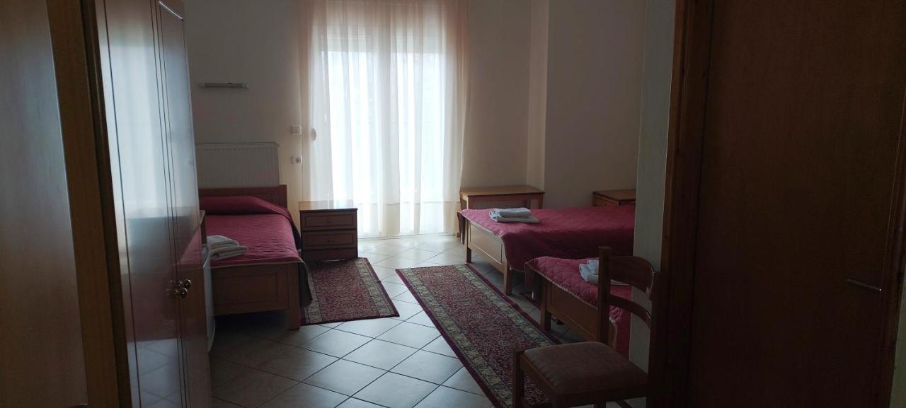 Hotel Kastro Sérvia Buitenkant foto