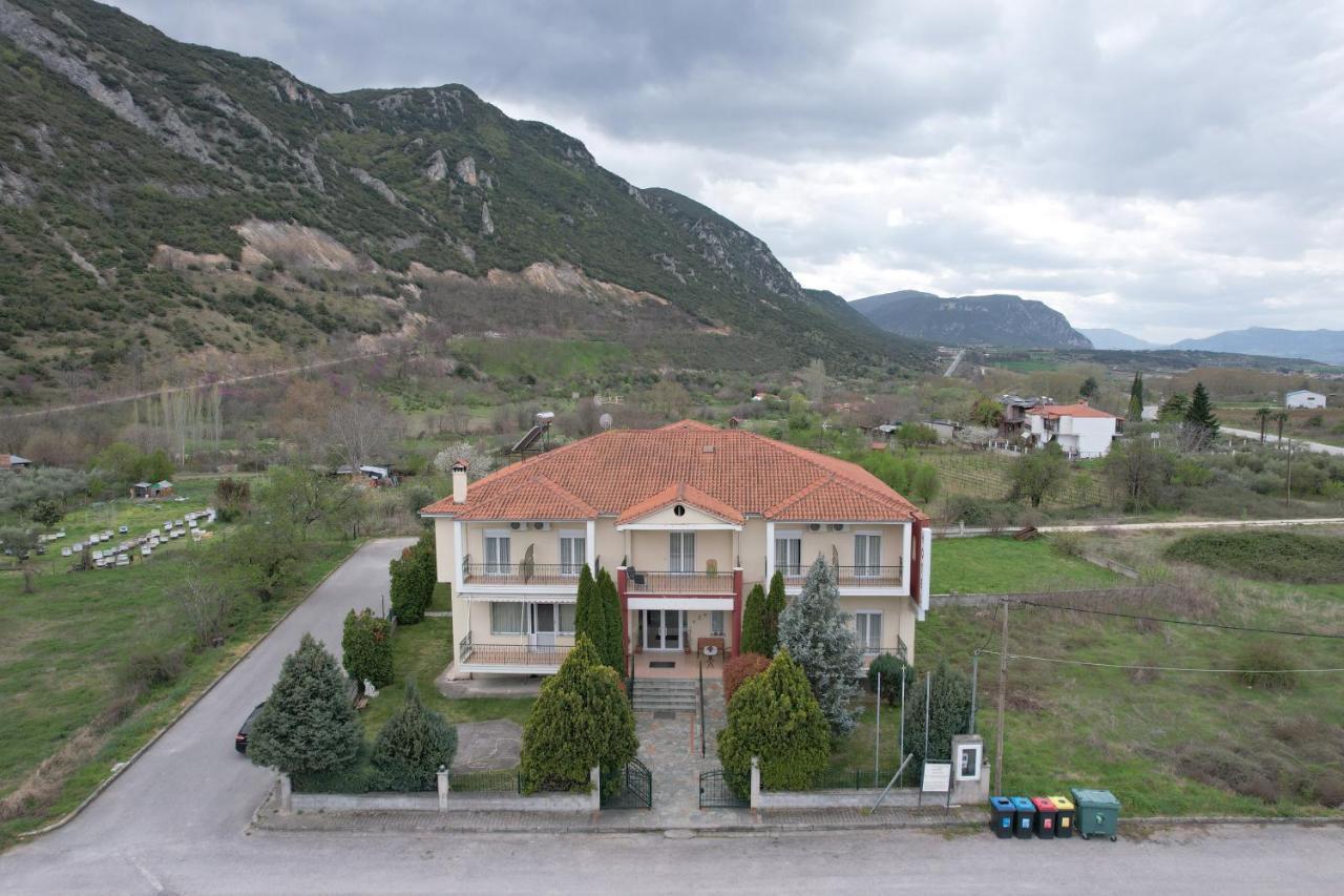 Hotel Kastro Sérvia Buitenkant foto