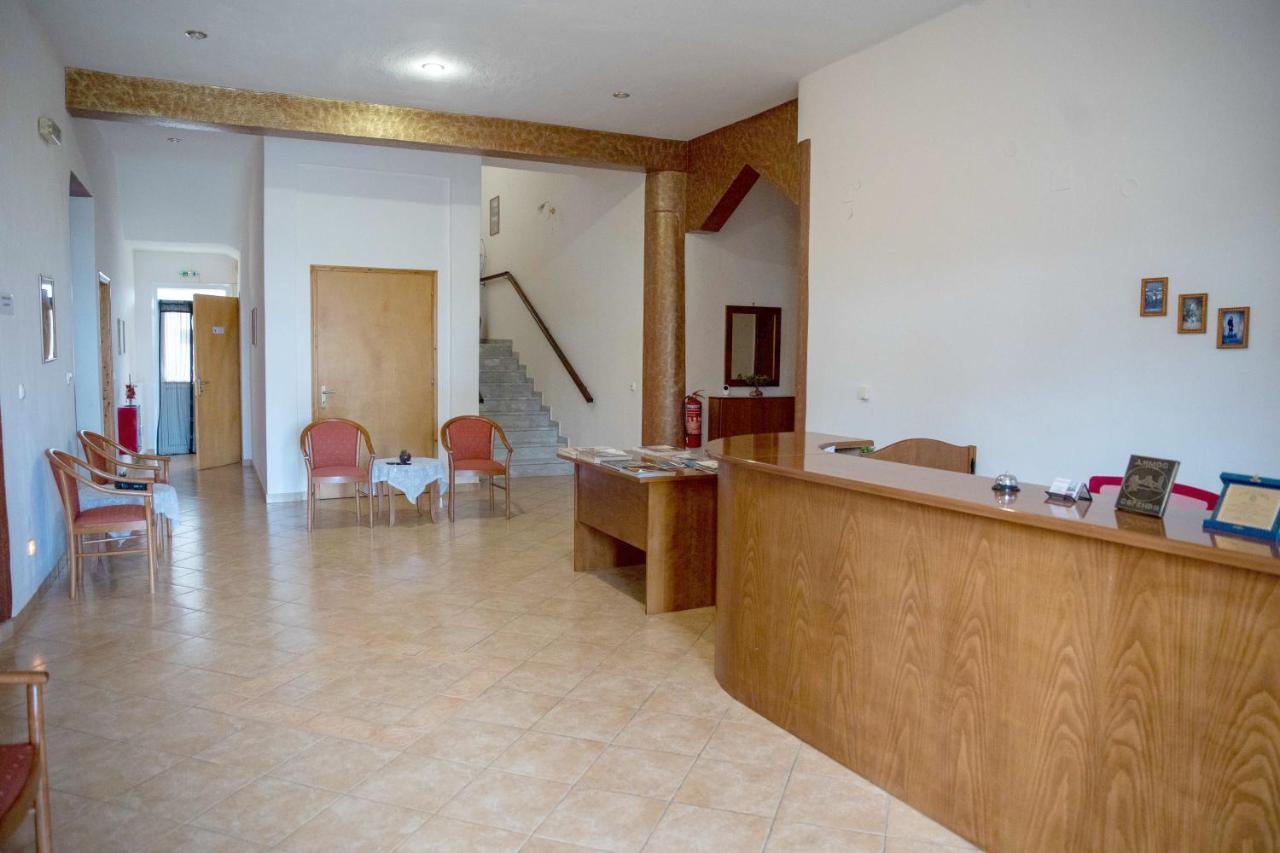 Hotel Kastro Sérvia Buitenkant foto