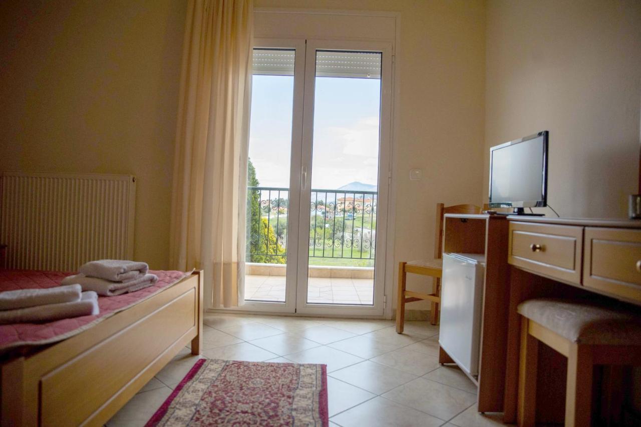 Hotel Kastro Sérvia Buitenkant foto
