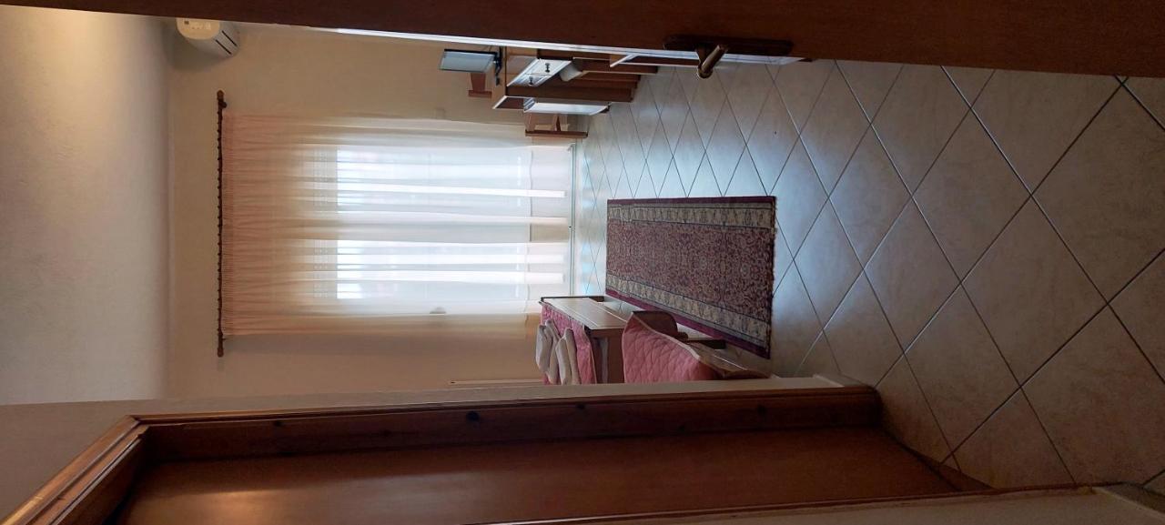 Hotel Kastro Sérvia Buitenkant foto