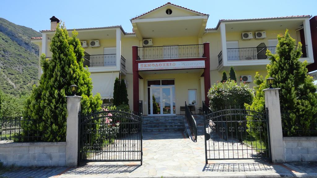 Hotel Kastro Sérvia Buitenkant foto