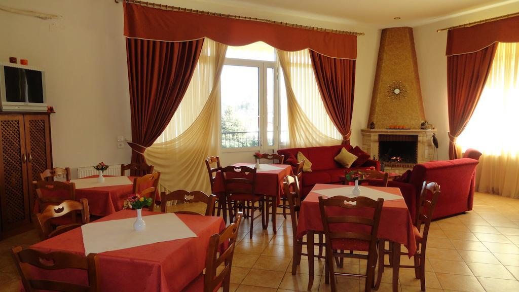 Hotel Kastro Sérvia Buitenkant foto