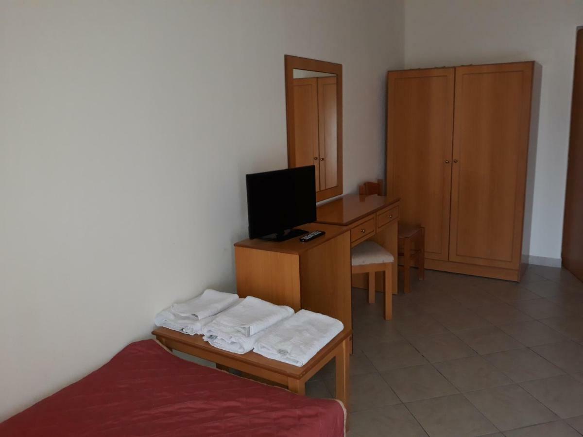 Hotel Kastro Sérvia Buitenkant foto
