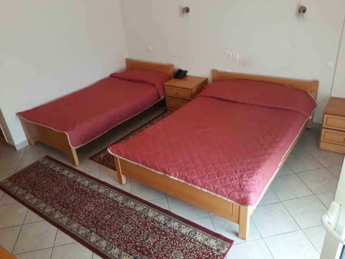 Hotel Kastro Sérvia Buitenkant foto